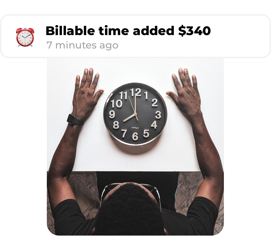 <mark data-aos="highlight-text" data-aos-delay="250" class="aos-init aos-animate">Time is money</mark> Bizzey bespaart je beide